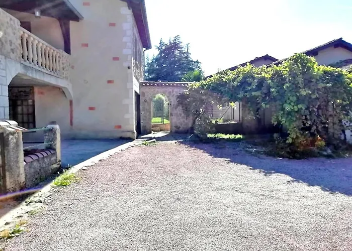 L'oasis Occitan Дом отдыха Фижак