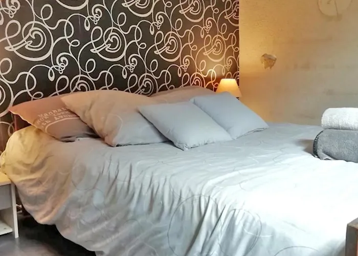 L'oasis Occitan * フィジャック